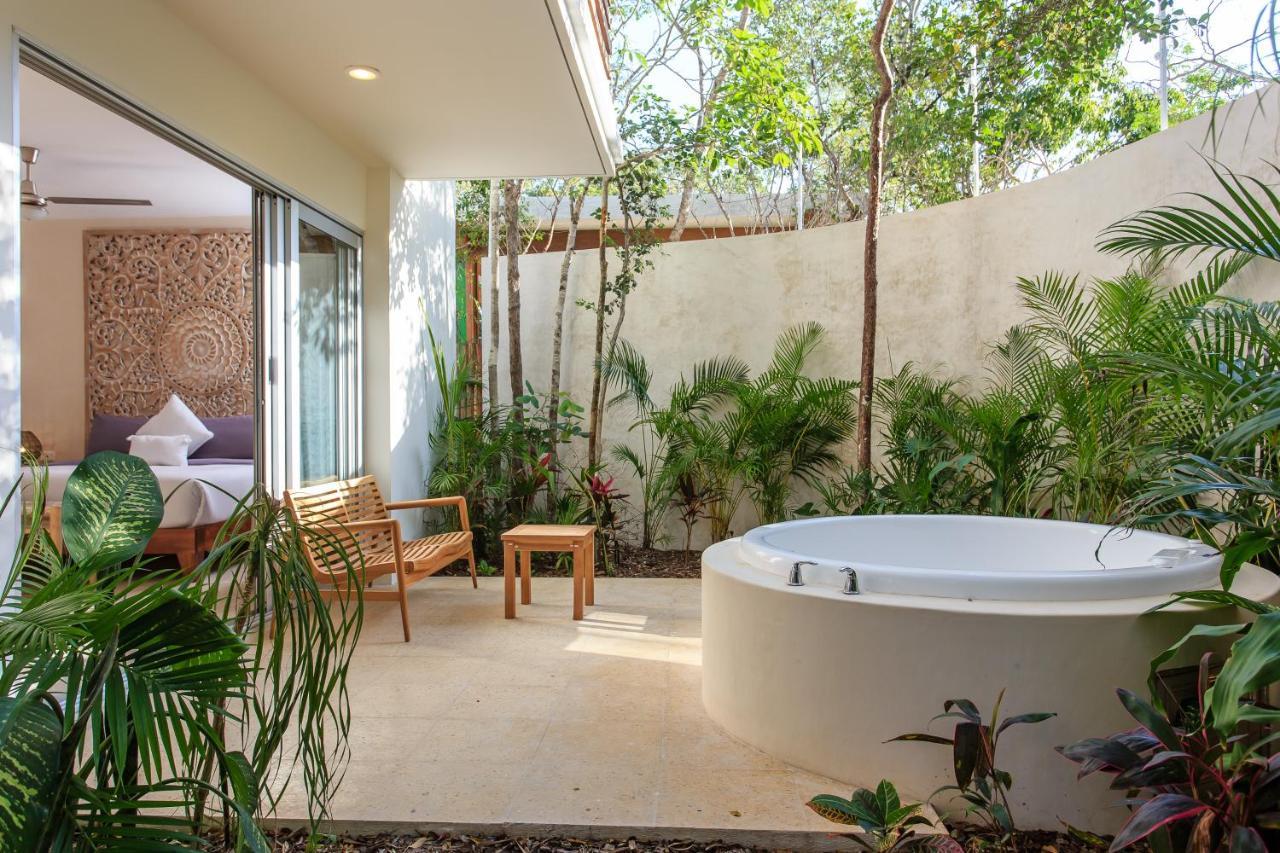 Charming Nature-Inspired Condos With Sultry Surroundings By Stella Rentals Tulum Exteriör bild